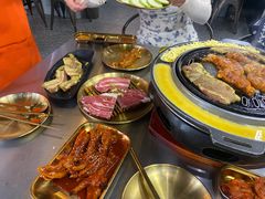 -胡悦里韩式烤肉(芝罘万达广场店)