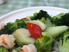 西兰花炒虾仁-蜀宴小调·精致家常菜(来福士店)