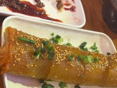 -爆炸头阿姨小四川正宗川味小吃(无任何分店)