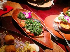 大理风味葱椒鸡-花马天堂云南餐厅 Lost Heaven(高邮路店)