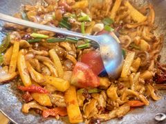 -富正毅三下锅·湘西韵味(天门山索道店)
