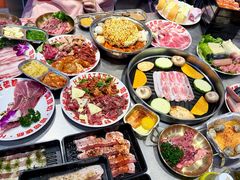 -哈哈碳都·牛肋条无限自助烤肉(台江万达店)