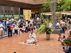 -瑞虹新天地月亮湾