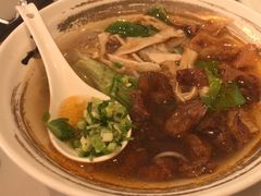 -一肴·牛肉粿条(深圳湾睿印店)