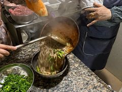 -正宗杨记普洱酸醋米线(总店)