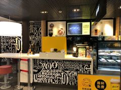 -麦当劳(外高桥DT店)