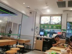 -蒙自源米线大王(花园城商场店)