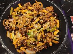 -椒行天下·干锅·牛蛙(万宝店)