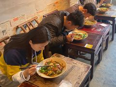 -方铲铲·成都板凳面(滨江银泰店)