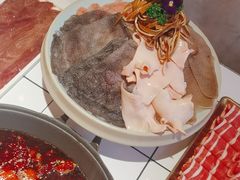 -旧街市鲜货老火锅(大光路店)