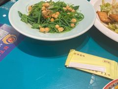 清炒南瓜尖儿-巴依老爷新疆美食(望京小街店)
