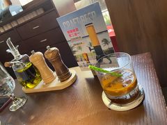 -卡普里披萨·牛扒·下午茶