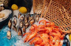 Japanese Sweet Tomato Jelly with Shrimp