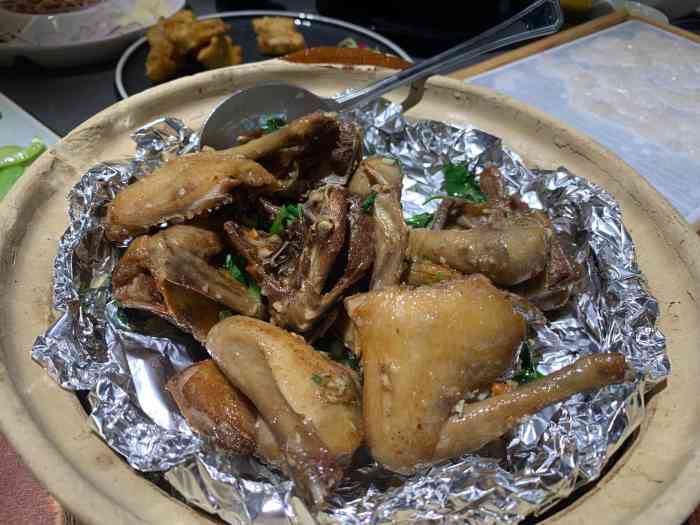 渔意如意·凯宾轩(建六店)-"[薄荷]环境:这是新店,所在的大厦也很.