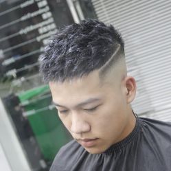-贝勒爷专业男发
