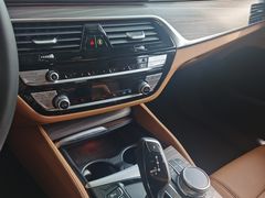 -沈阳业乔信宝宝马4S店(于洪广场店)