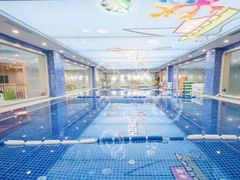 -戊辰亲子游泳俱乐部