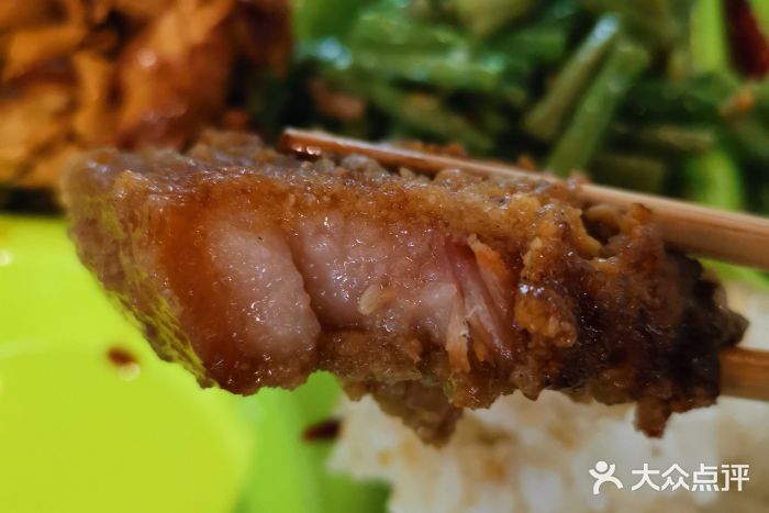 同济大学本部学苑饮食广场图片