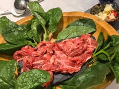 -红鼎豆捞·非遗鲍皇汤火锅(宝丰路店)