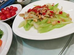 -艳阳天酒店(五里新村店)