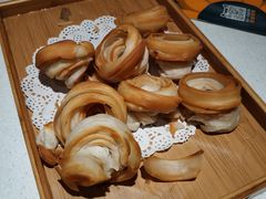 老济南油旋-闫府私房菜·百年鲁菜(恒隆店)