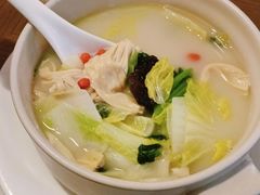 无油鱼汤煮时蔬-大树餐厅(大悦城店)