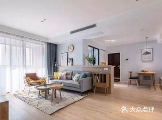 今日分享还有独立衣帽间和厨房，直逼气派大豪宅！