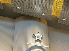 -星巴克臻选(上海合生汇1F店)