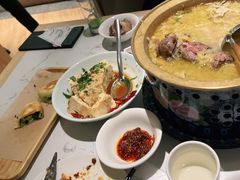 -关东小磨东北菜(漕河泾印象城店)