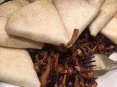 品鲜酱汁三味菇-湖影中餐厅·南京金茂威斯汀大酒店
