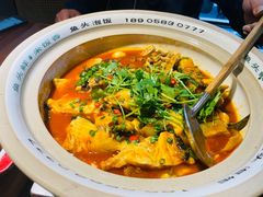 -魏铭鱼头捞饭(晋阳路店)