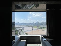 -Yolo私汤温泉设计师酒店(重庆南滨路店)