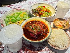 -耙吉吉川味小酒馆(本地人回头店)