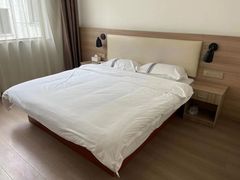 -麦禾酒店(十全街苏州大学店)