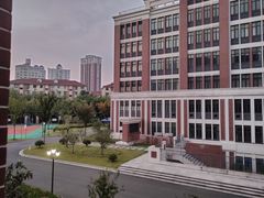 -上海市曹杨第二中学