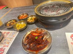 -草家酱蟹炭火烤肉店(珲春南路二店)