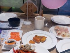 -四海一家自助餐(益田假日广场店)