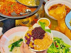 -阿瓦山寨·湘菜现炒·剁椒鱼头王(咸阳总店)