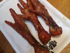 有故事的鸡手-喝丢一只鞋海鲜烧烤·海肠捞饭(市场店)