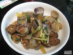 花蛤~~7元一斤生的时候~~加工要手续费-京港生鲜(四道口店)