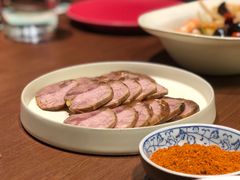 卤牛腱-肆海小川菜酒馆Wine Bistro (青年路店)