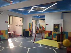 -早慧树儿童感觉统合体能训练中心(市北校区)