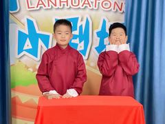 -蓝话筒·少儿成人演讲口才·主持朗诵·戏剧表演(大华第一坊店)