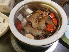 -钱小奴海鲜自助黑金店(杭州滨江龙湖店)