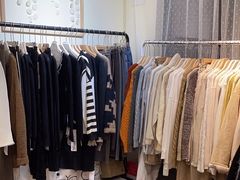 -宝库女装店(绿地缤纷广场店)