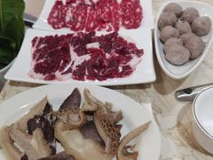 -粤潮牛肉火锅店(江南大道店)