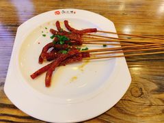 -范二妹独特烧烤夜宵城(宜宾总店)