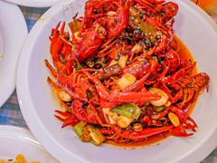 -捌贰虾蟹·江湖菜馆(江汉路店)