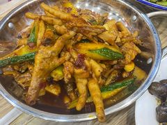 干锅姜辣凤爪-江城燕子大排档(江汉路步行街店)