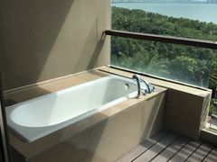 -三亚湾海居铂尔曼度假酒店